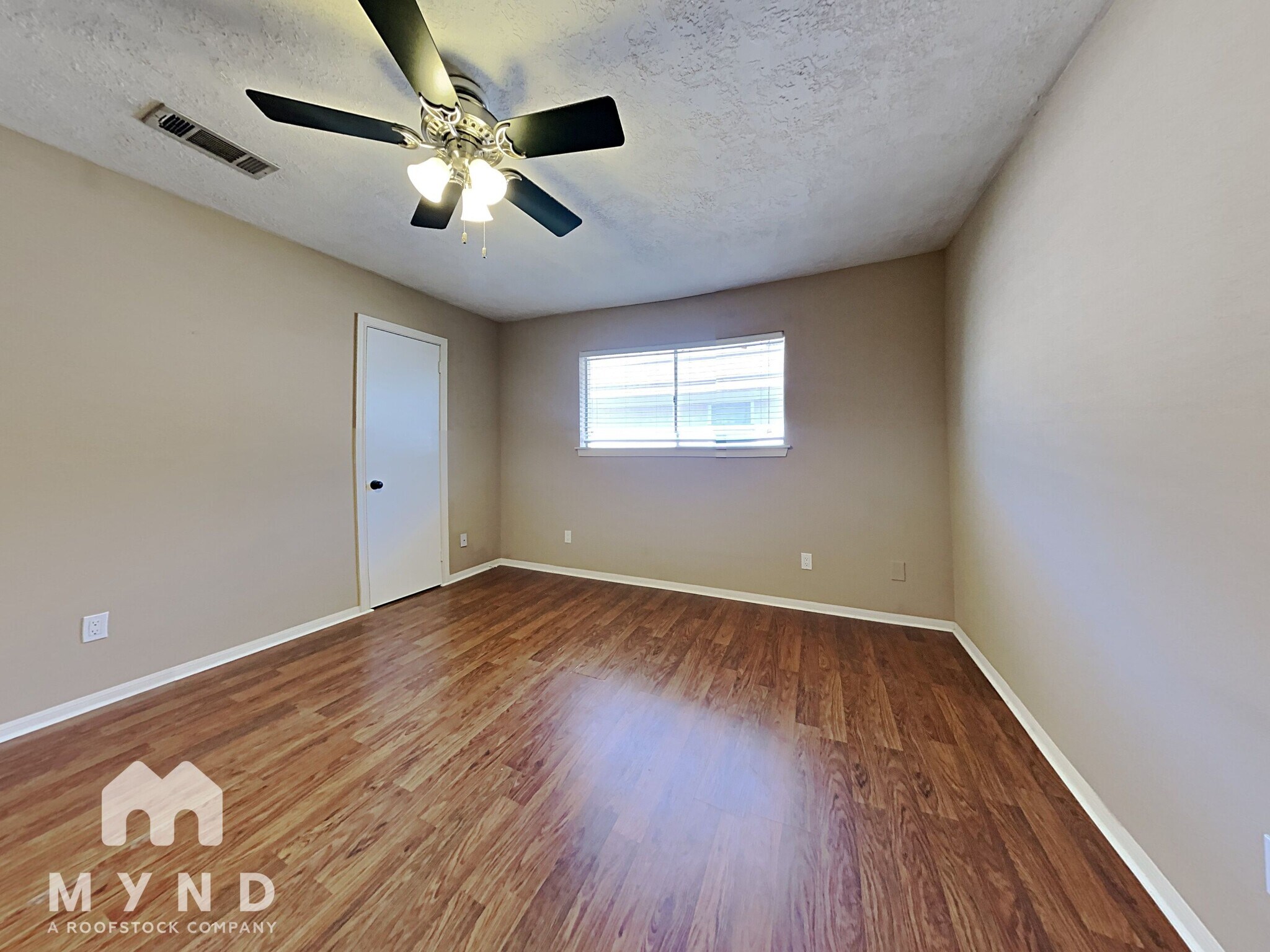 Building Photo - 9015 Eldora Dr