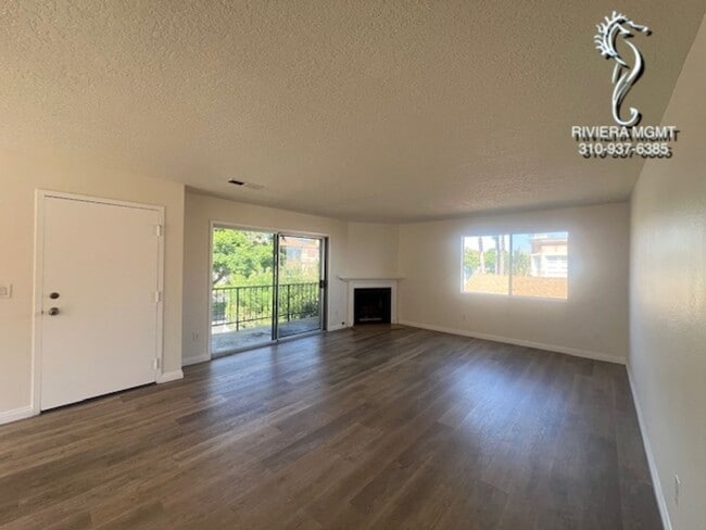 Building Photo - 2 BR 1 BA Condo in San Pedro
