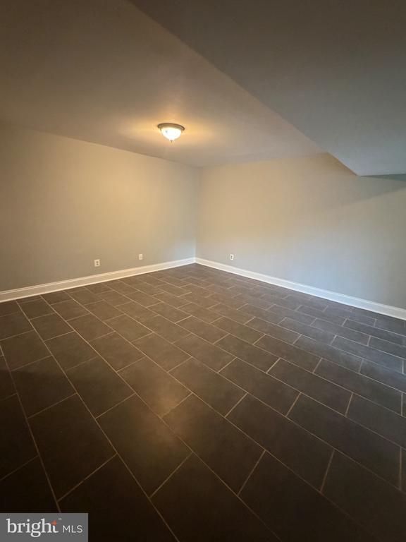 Building Photo - 5705 Sailstone Ln