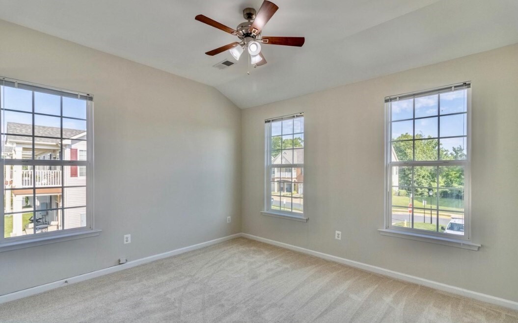 Building Photo - 85 Strother Ln