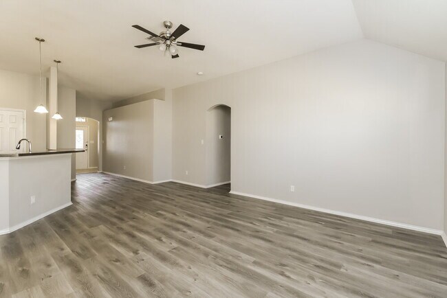 Building Photo - 1108 Junegrass Ln