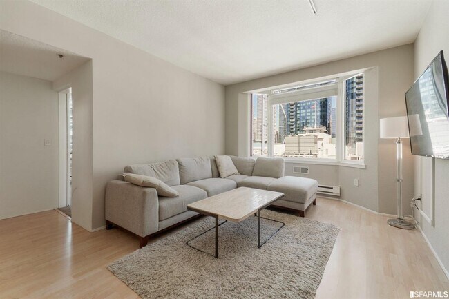 Primary Photo - 201 Harrison St