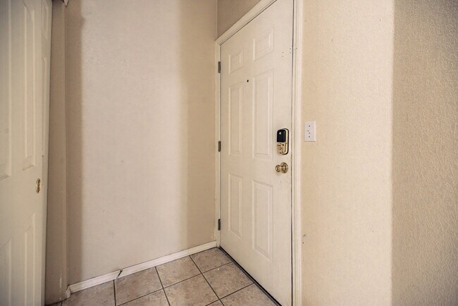 Building Photo - 3080 Mandalay Grove