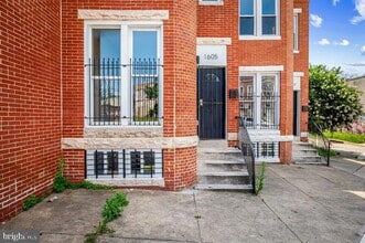 Building Photo - 1605 Clifton Ave