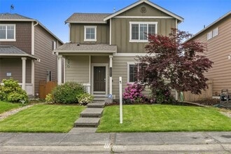 Building Photo - Keep Cool in this Air Conditioned Home in Gated Community!