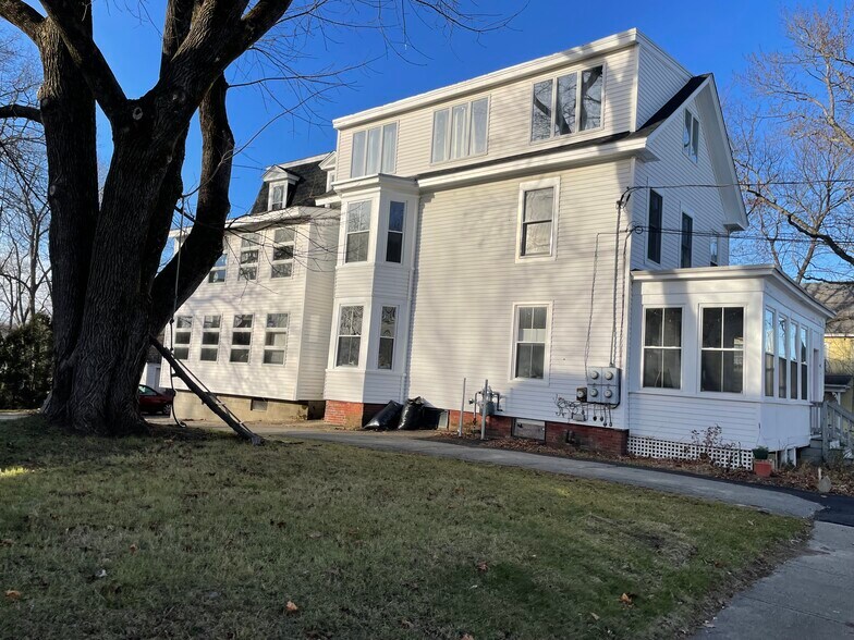 Primary Photo - 12 Mount Vernon St