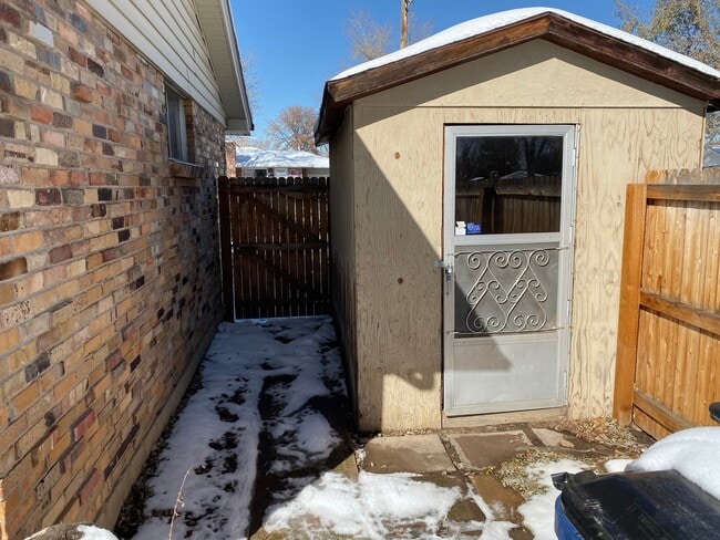 Building Photo - BRICK RANCH, FINISHED BASEMENT, CORNER LOT...