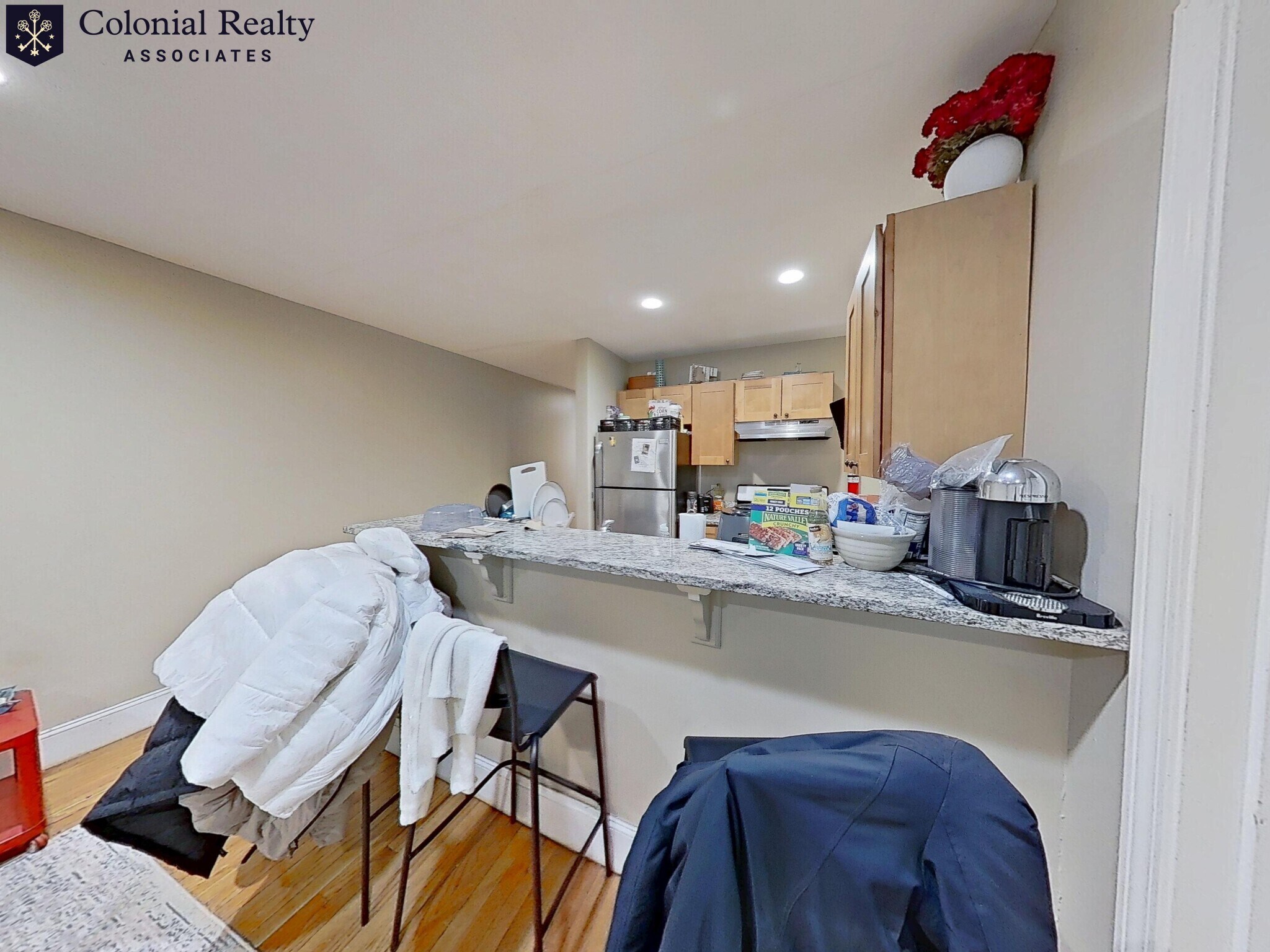 Building Photo - 328 St Paul St