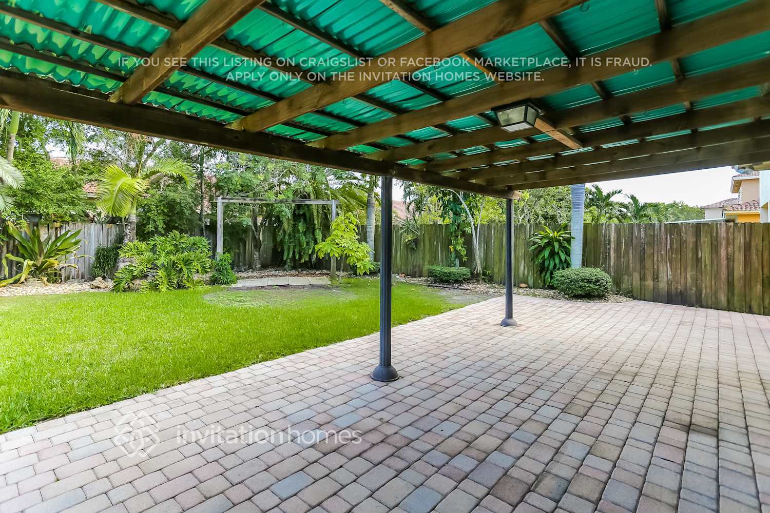 Building Photo - 4601 SW 164th Ct