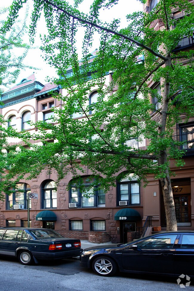 Building Photo - 329 W 85th St