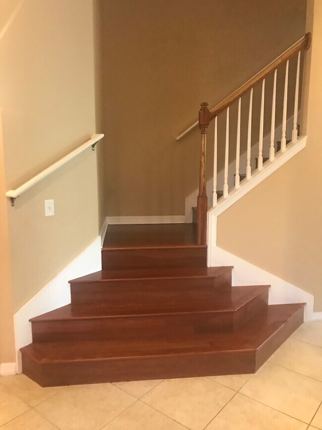 Building Photo - 19239 Stone Hedge Dr