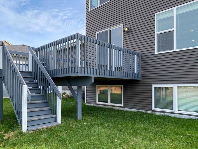 Building Photo - 9626 Sweet Autumn Dr