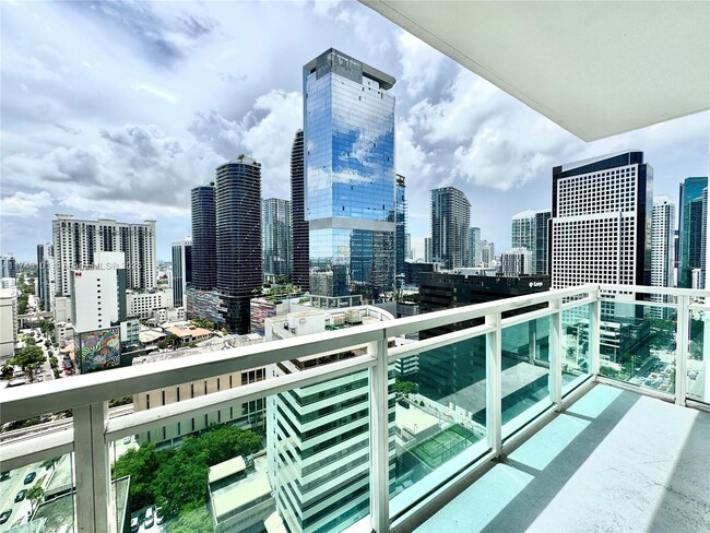 Building Photo - 951 Brickell Ave