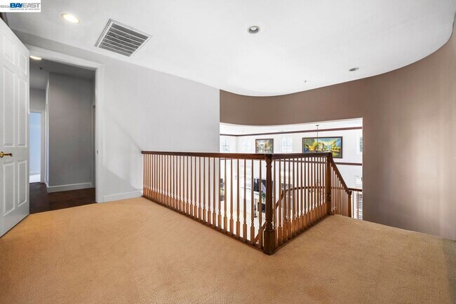 Building Photo - 3479 Gravina Pl