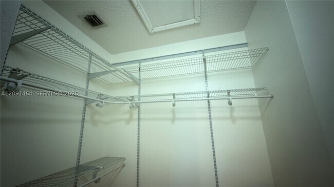 Building Photo - 200 Riverwalk Cir