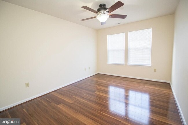 Building Photo - 45522 Westmeath Way