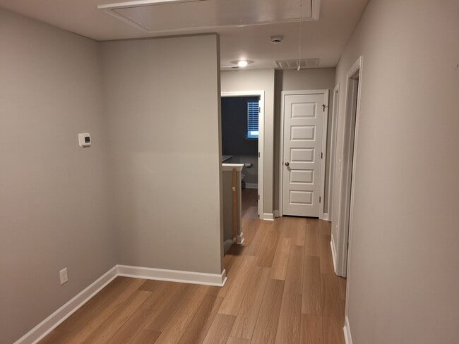 Building Photo - Beautiful Five Bedroom Home Located in Northeast Columbia!