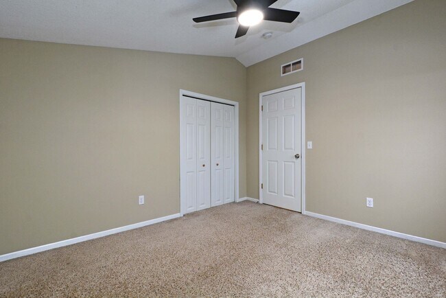 Building Photo - *$1,000 OFF Monthly Rent Through Summer!* Renovated 5-BR, 2-BA