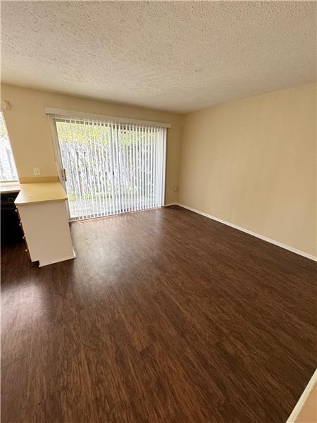 Building Photo - 79 Knollwood Cir
