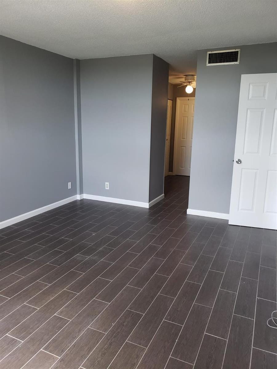 Building Photo - 406 NW 68th Ave