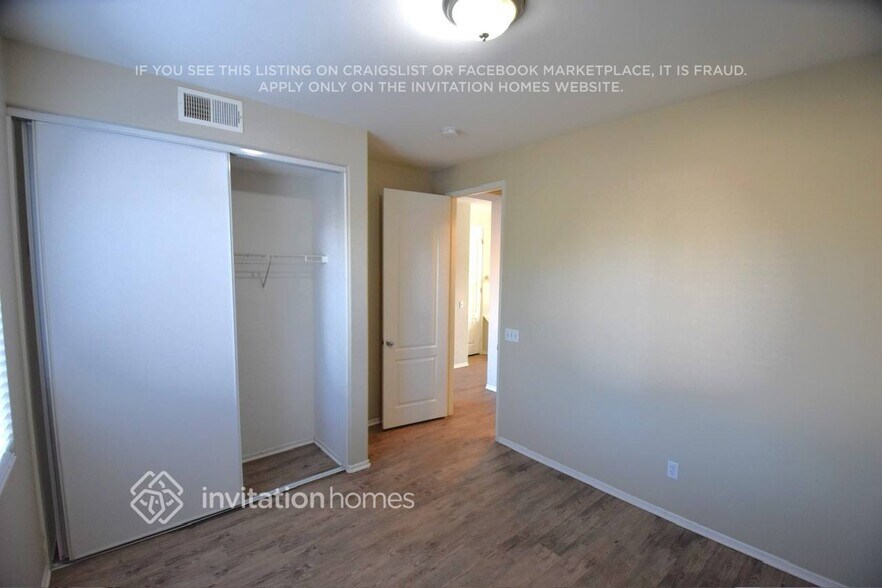 Building Photo - 1956 Montanra Ln