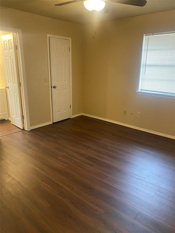 Building Photo - 5509 Shalimar Dr