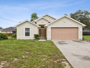 Building Photo - Don't Miss This Move-in Ready 4/2/2