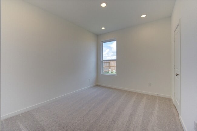 Building Photo - 1047 Blue Stone Dr