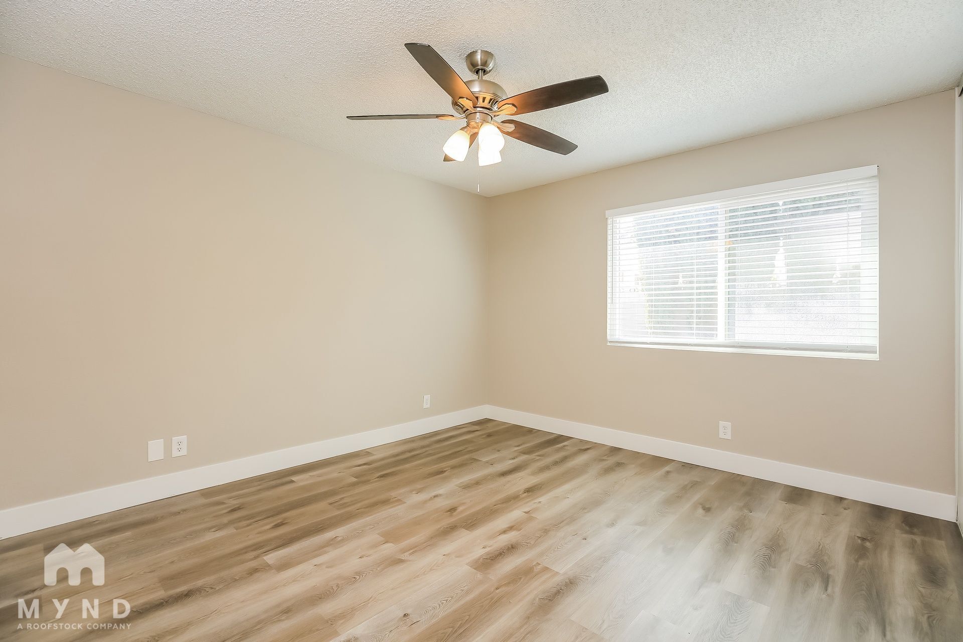 Building Photo - 4423 Honeycomb Dr