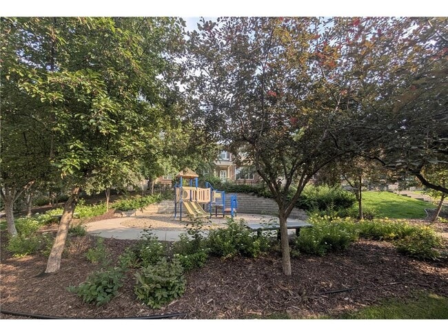 Building Photo - 8391 Townsend Dr