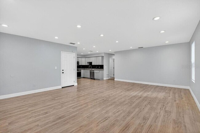 Building Photo - 722 22nd St