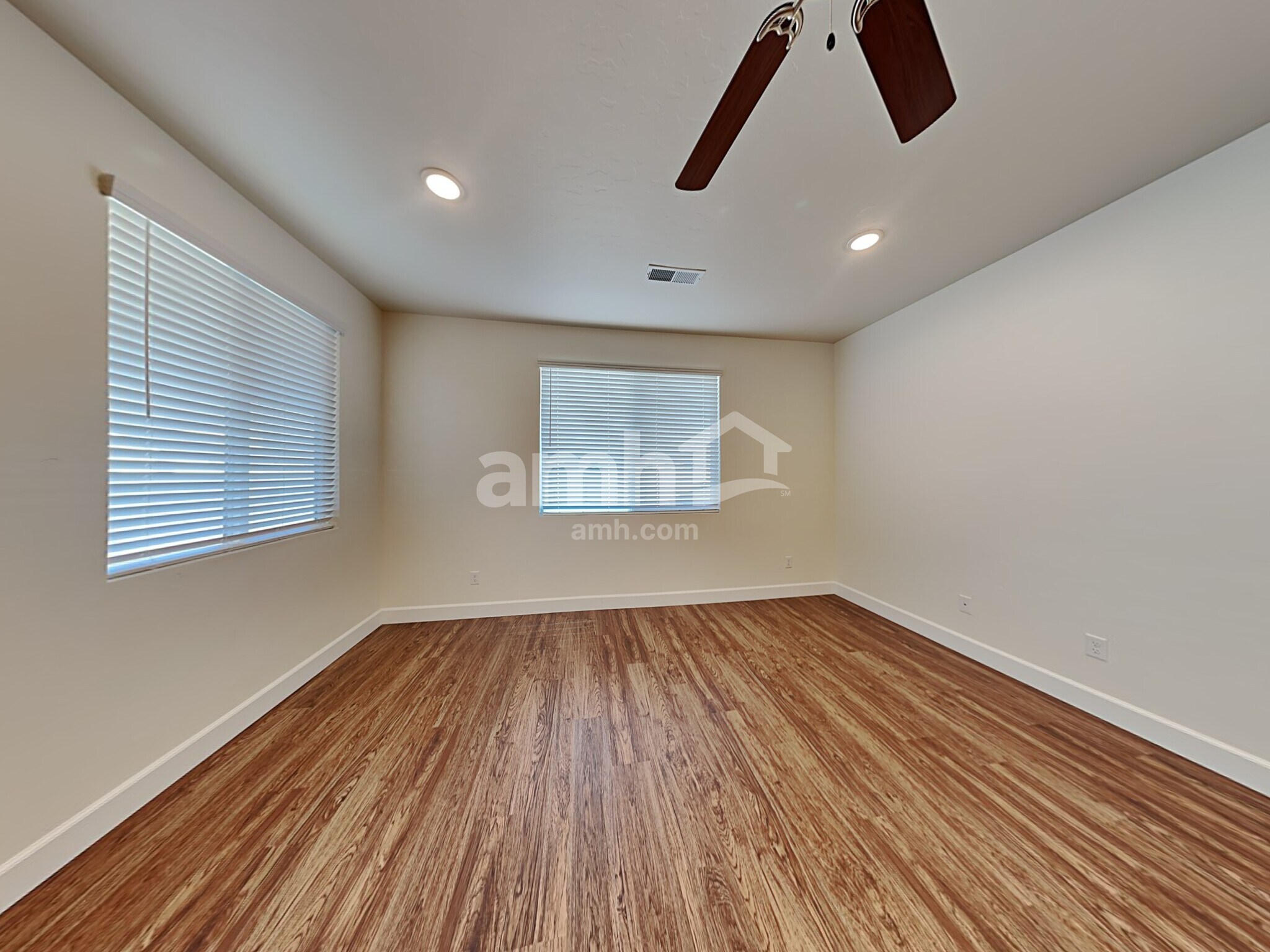 Building Photo - 1768 N Montgomery Way