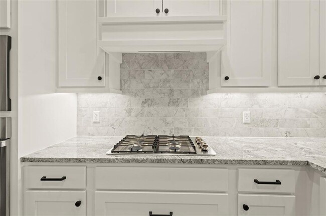 Building Photo - 111 Chinaberry Bnd