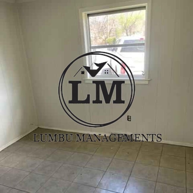 Building Photo - 223 Wendell Scott Dr