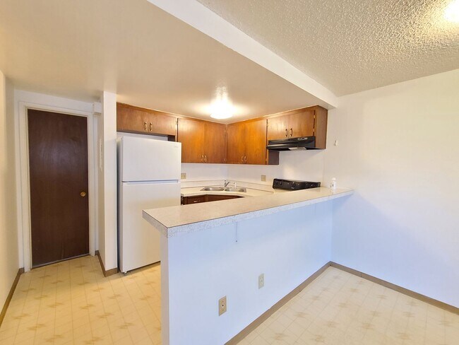 Building Photo - 2118 E Boone Ave