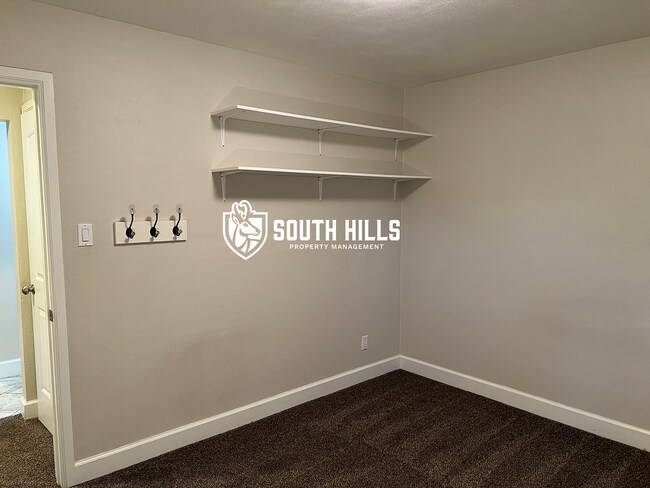Building Photo - 3bed/2bath w/finished basement, landscaping & Water, Sewer, Trash Included, RV Parking