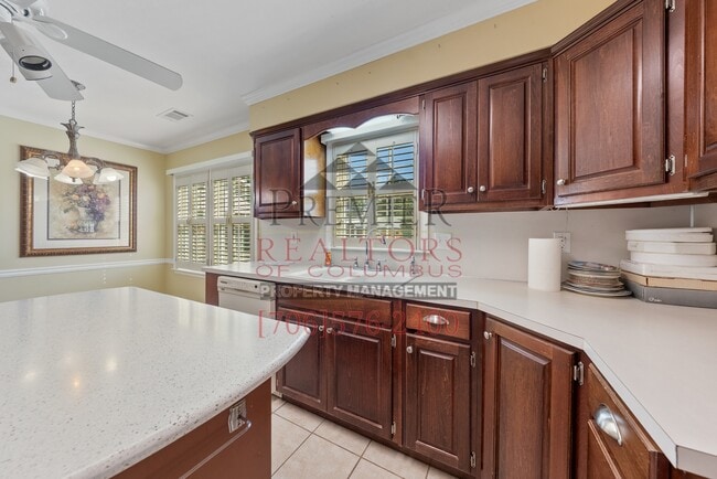 Building Photo - 2335 Nottingham Dr