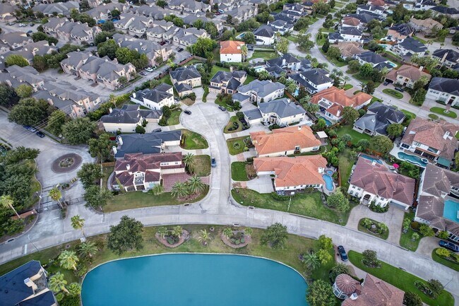 Building Photo - 13511 Indigo Lake