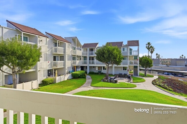 Building Photo - 267 S Ventura Rd