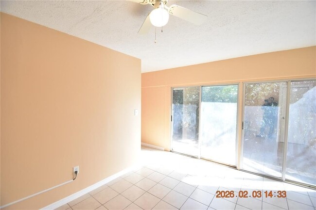 Building Photo - 5410 4th St