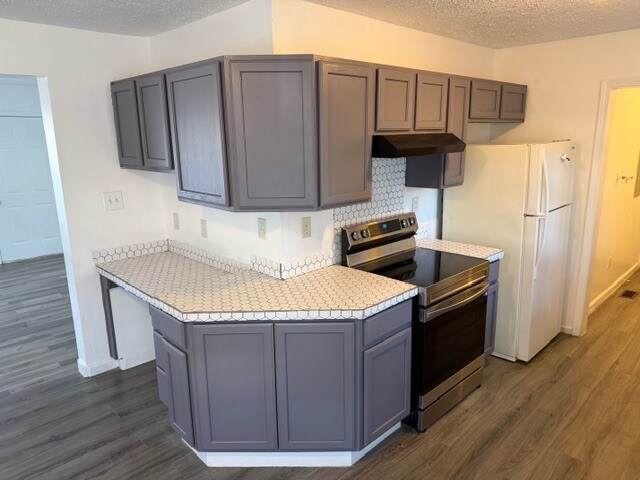 Building Photo - 1700 South St