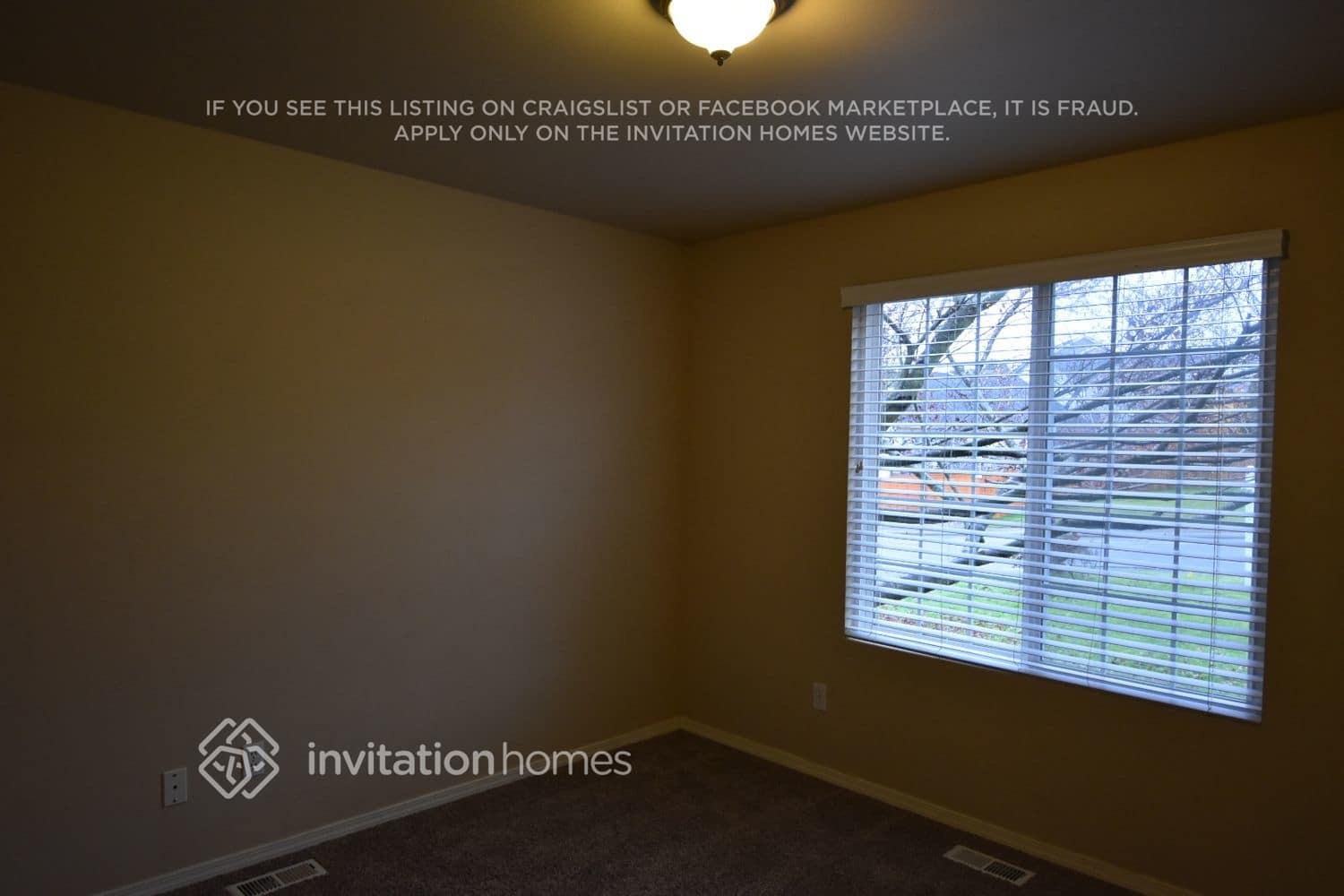 Building Photo - 6812 76th Dr NE