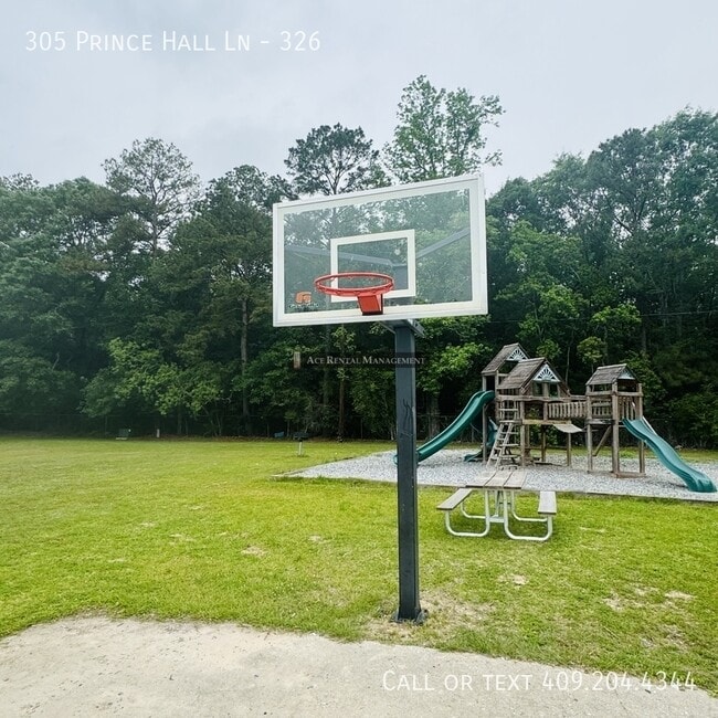 Building Photo - 305 Prince Hall Ln