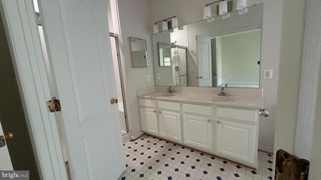 Building Photo - 13906 Gothic Dr