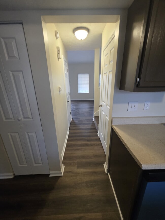 Building Photo - 4819 May Ridge Ln