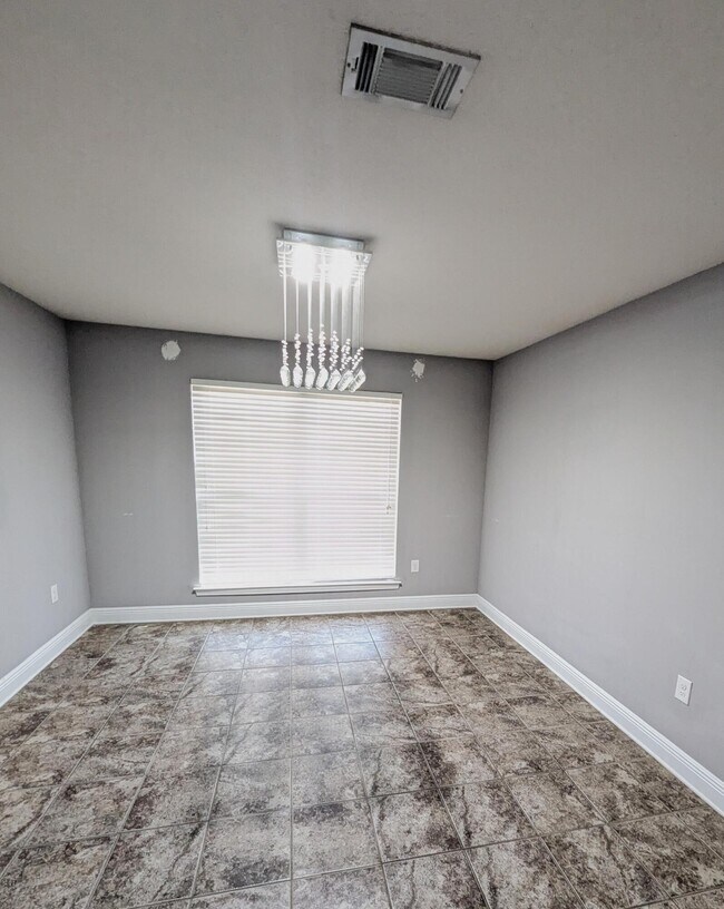 Building Photo - 6598 Britt St