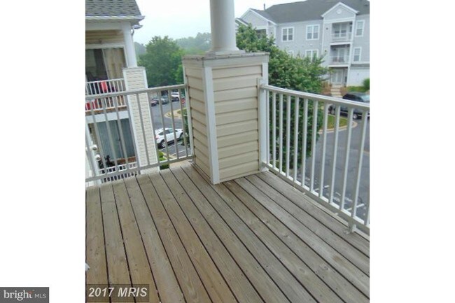 Building Photo - 9810 Feathertree Terrace