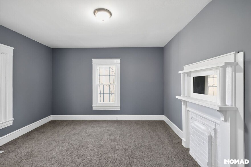 Building Photo - 512 Maple Ave