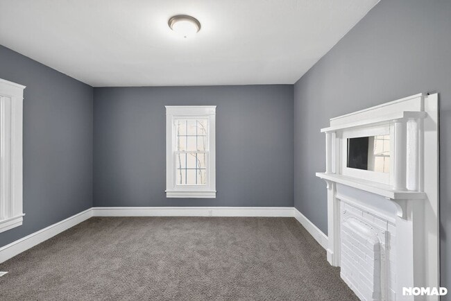 Building Photo - 512 Maple Ave