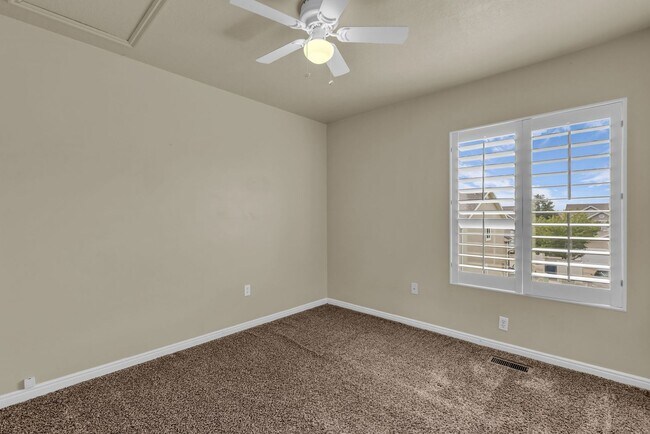 Building Photo - 6169 S 1375 E